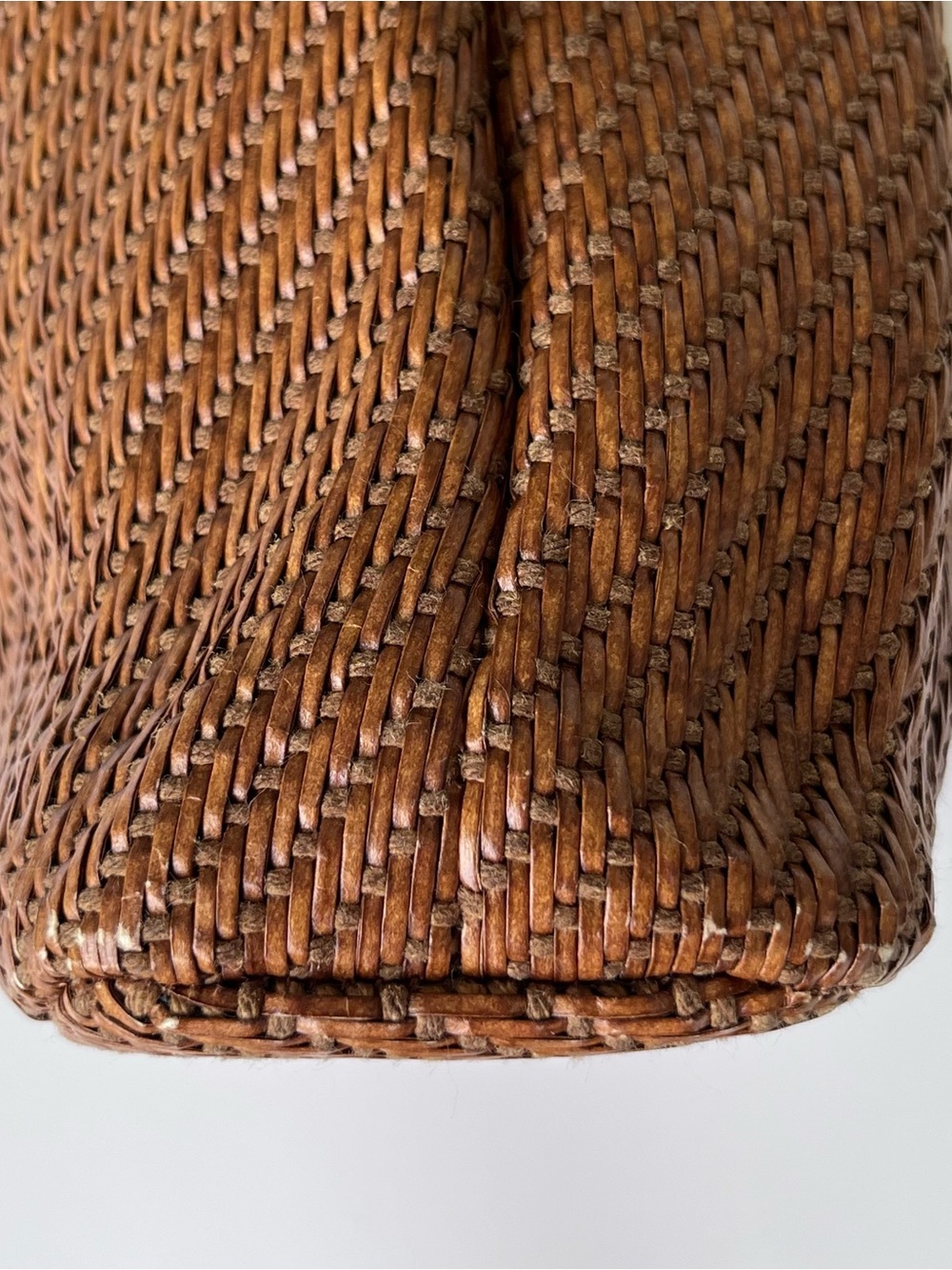 Fossil Vintage Woven Straw Shoulder Bag With Leather Strap - Picture 11 of 13
